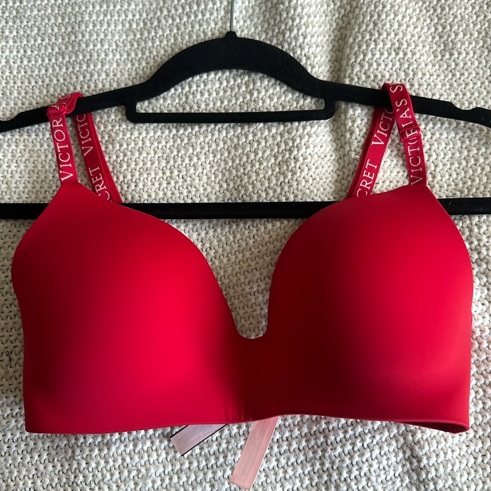 Victoria Secret T-Shirt Bra